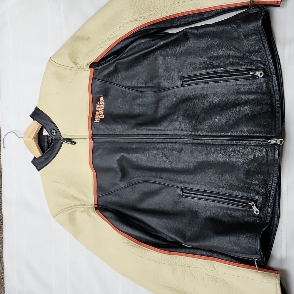 Harley Davidson Women’s Leather Jacket